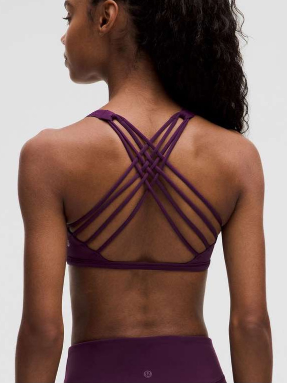 LULULEMON Free to Be Bra
Wild *Light Support, A/B Cup - Dramatic Magenta sz 6